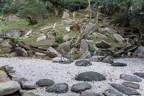 神宮寺庭園
