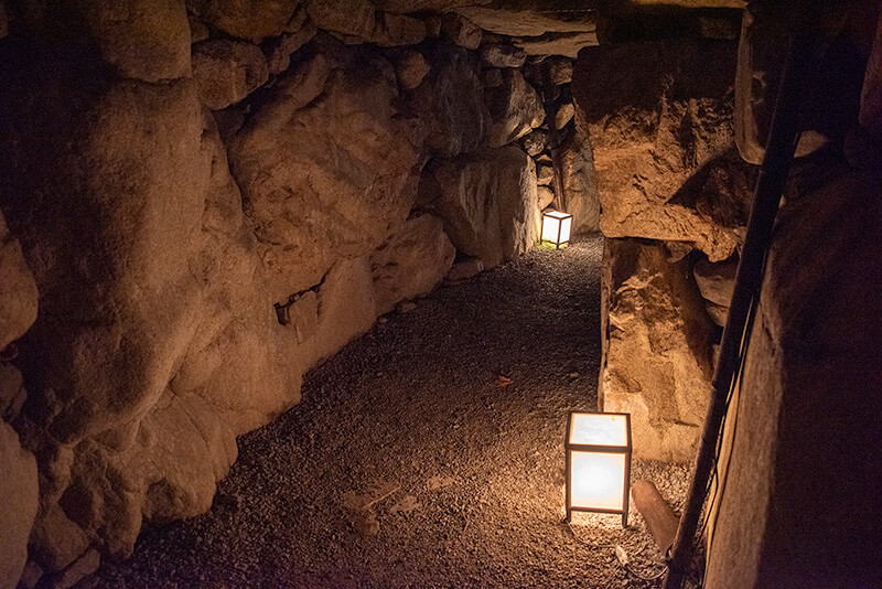 豊臣秀頼の息子が逃げる抜け穴として撮影された洞穴