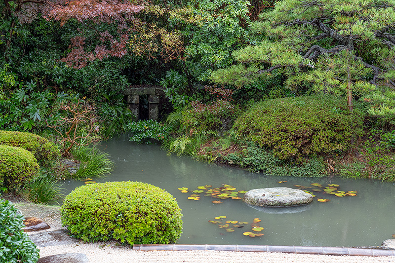 切石による石橋