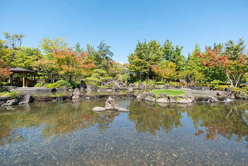 麓山の杜　日本庭園