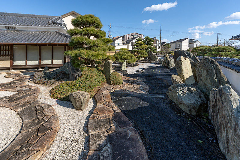 連山風の石組