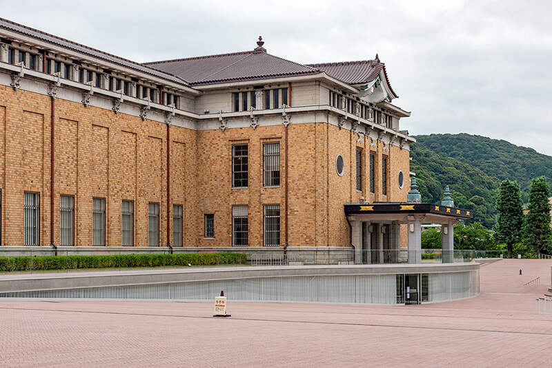 京セラ美術館と東山