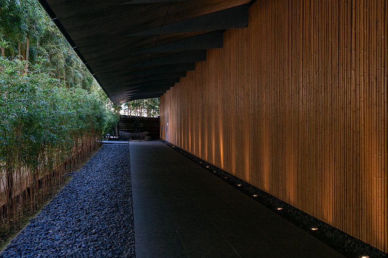 根津美術館アプローチ