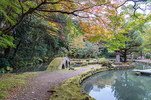 尾山神社庭園（旧金谷御殿庭園）