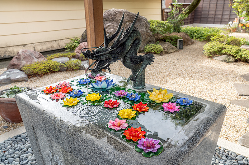 花手水鉢