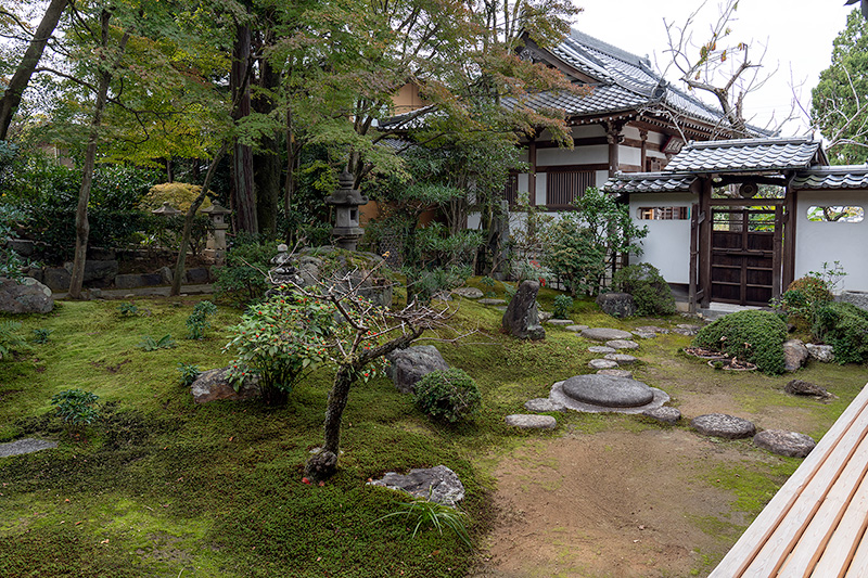 拝茟園