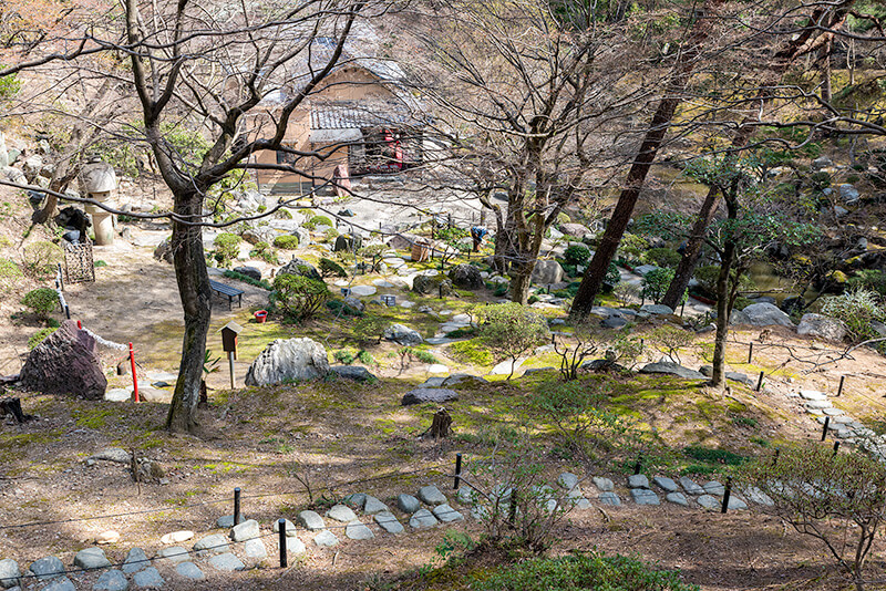 徳明園と呼ばれる日本庭園