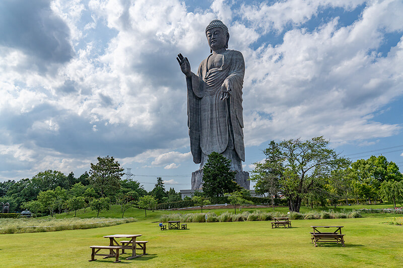 牛久大仏 浄土庭園 世界一の大仏様と浄土庭園（茨城県牛久市）-庭園ガイド